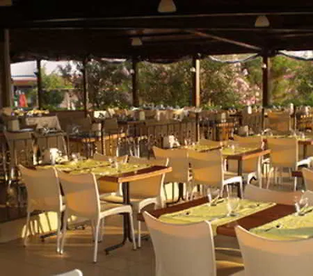 Kum Otel 3*