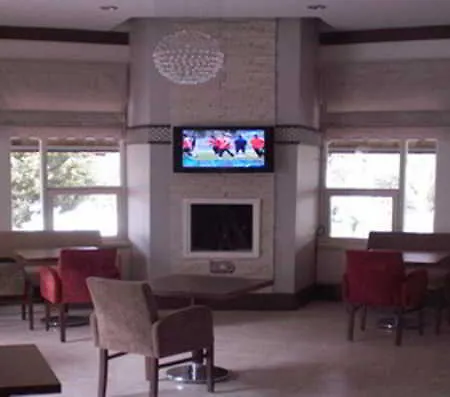 Kum Otel 3*