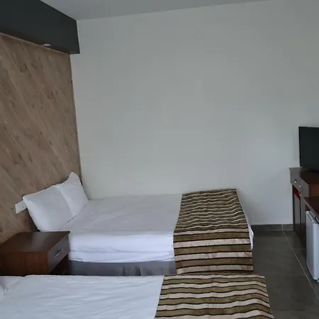 Kum Otel
