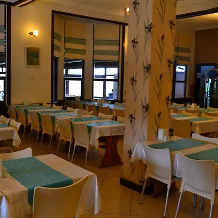 Kum Otel 3*